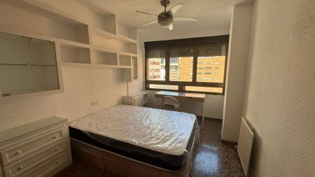 Piso de alquiler en Carrer D'amadeu de Savoia, Exposició - Photo 4