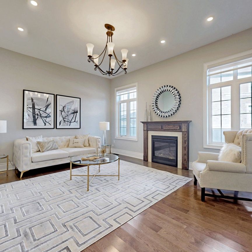 For Lease - 459 Threshing Mill Boulevard, Oakville, Ontario - Photo 1