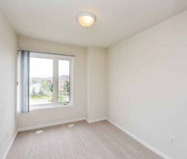 For Lease - 60 Fairwood Circle Unit# 37, Brampton, Ontario - Photo 6