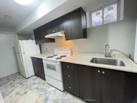 7372 Saint Barbara Boulevard #BASEMENT - Photo 3