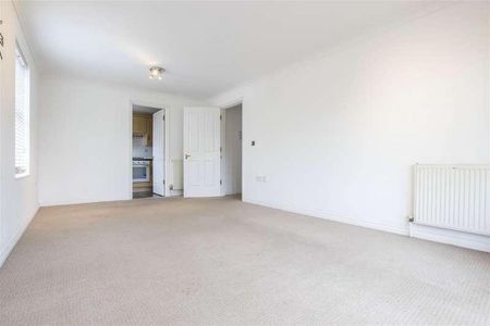 Cobham Close, Enfield, EN1 - Photo 3