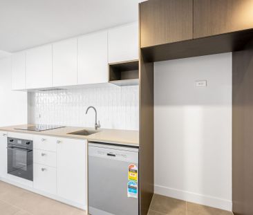 Stylish One-Bedroom Apartment at WOVA – Modern Comfort & Luxury - Photo 6