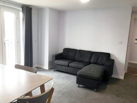 2 bedroom flat to rent - Photo 3