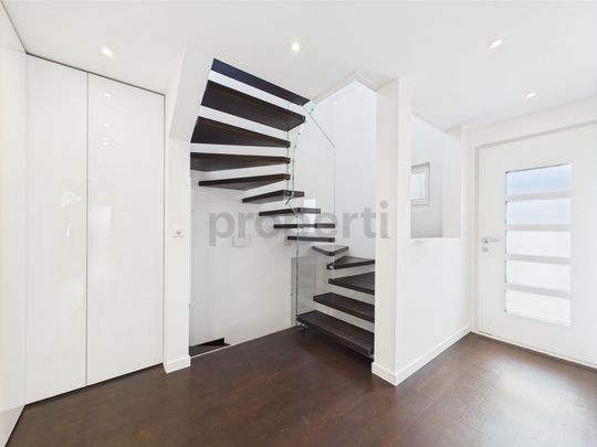 Discover your dream home in Bern! Découvrez la maison de vos rêves à Berne ! - Foto 1