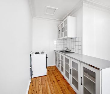 Prime Location & Lifestyle Convenience - Photo 4