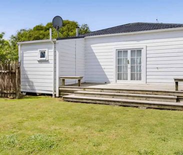 Charming 3-Bedroom Home in Hawera - Photo 2