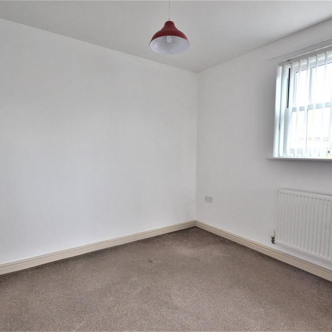 2 bedroom maisonette to rent - Photo 1