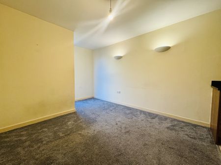 Leeds Road, Bradford - Photo 4