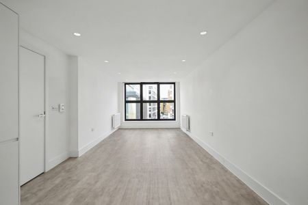 2 Bed Flat, Long St, E2 - Photo 2