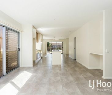 Family Home in Popular Woodlands Estate!! - Photo 4