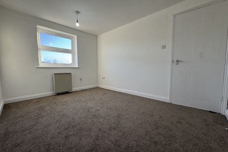 St. Johns Court, GRANTHAM - Photo 5