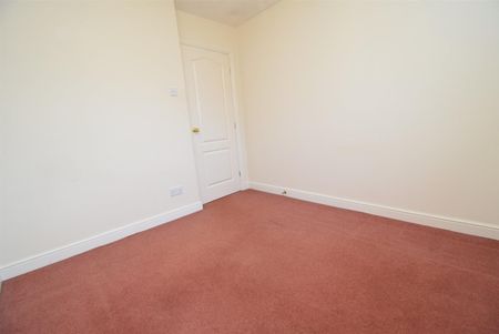 Windsor Close, Normanton - Photo 5