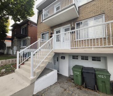 Magnifique logement d' une chambre complètement rénovée et meublée ... - Photo 2