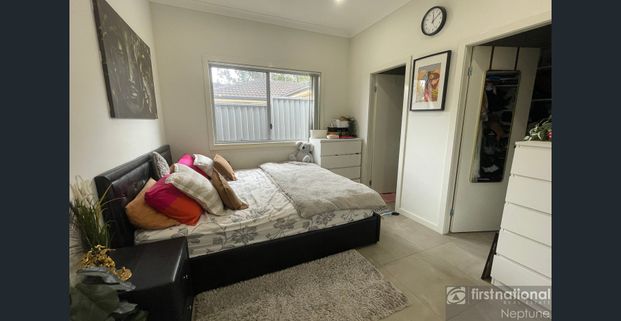 Family-Friendly Home in Girraween School Catchment - Photo 1