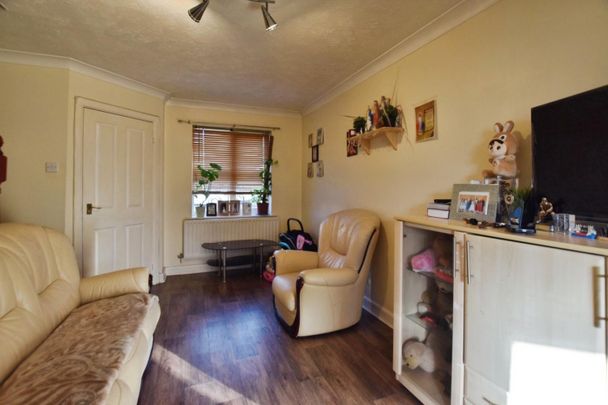 2 bedroom House To Let - Photo 1