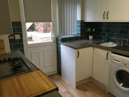 5 bedroom house share to rent - Photo 4