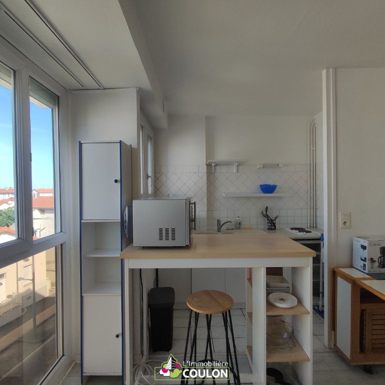 Location Appartement 1 pièce 30m² - Photo 1