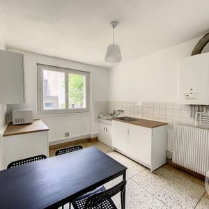 Location Appartement 1 pièce 42m² CLERMONT FERRAND 63000 - Photo 3