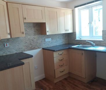 2 bedroom house to rent - Photo 3