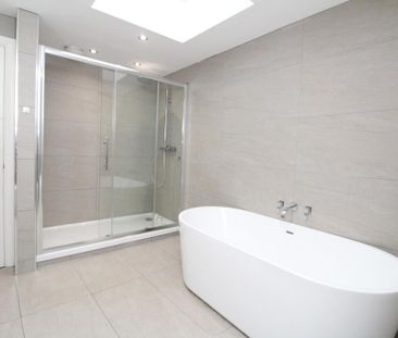 3 bedroom apartment to rent - Photo 3