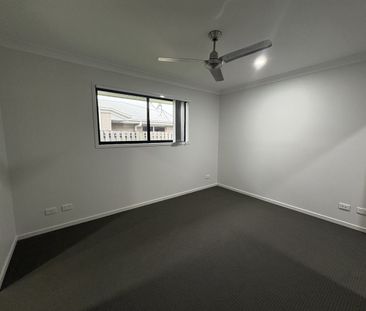 Comfort, Space & Convenience! - Photo 4