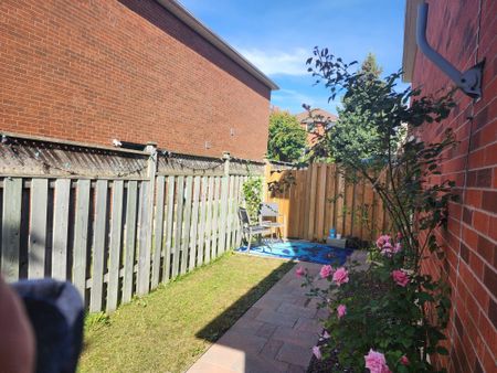 For Lease - 125 Hearne Cres Crescent, Ajax, Ontario - Photo 4