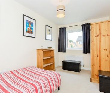 2 Bed Semi-Detached House, Chassen Close, M11 - Photo 6