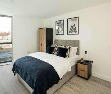 Cuckoo Hall Lane, London, N9 - Photo 6