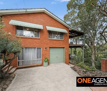 Elegant Family Home With Stunning Panoramic Views - Photo 5