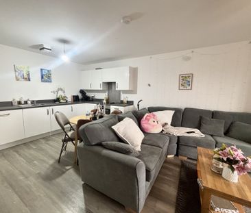 1 bedroom flat to rent - Photo 5