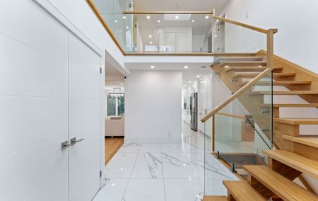 For Lease - 1670 Caverly Court, Mississauga, Ontario - Photo 5