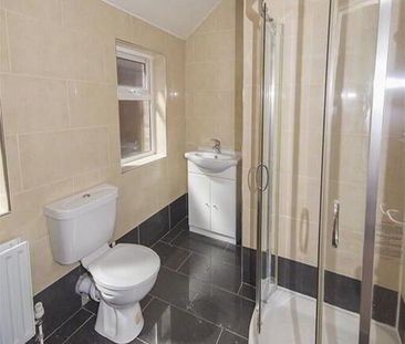 Room 5, 24 Magdala Street, Belfast, BT7 1PU - Photo 6