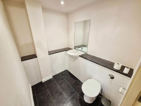 2 bedroom apartment to rent - Photo 2