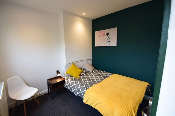 Avonvale Road, Eastville - Photo 1