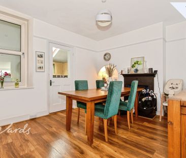 3 bedroom terraced house to rent - Photo 2