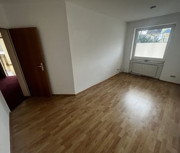 Helle 3-Zimmerwohnung mit großem Balkon in guter Lage! - Photo 6