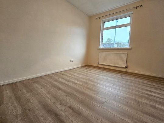 26 Aird Close, Antrim, BT41 1RG - Photo 1