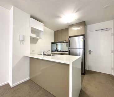 3205/241 City Road - Photo 6