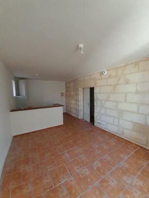 Location Appartement 2 pièces 41m² BEAUCAIRE 30300 - Photo 1