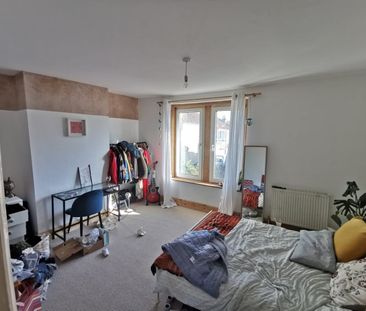 3 Bed Terraced House, Victoria Parade, BS5 - Photo 4