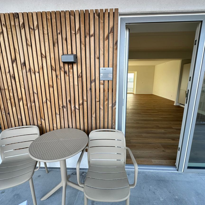 Moderne 3-værelses lejlighed i Nørresundby med altan og tagterrasse - Foto 1