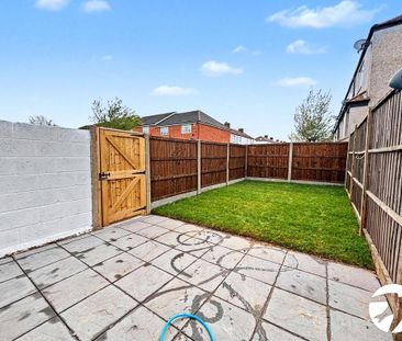 2 bedroom end of terrace house to rent - Photo 6