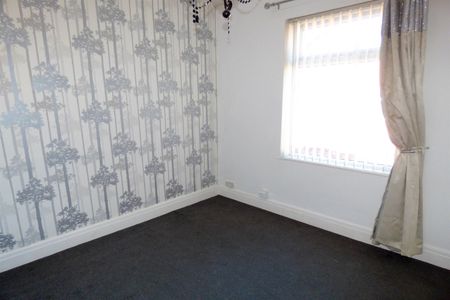 3 bed flat to rent in Red House Road, Hebburn, NE31 - Photo 5