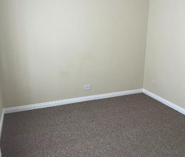 2 Downshire Apts, 16 Church View, Dundrum, BT33 0NA - Photo 2