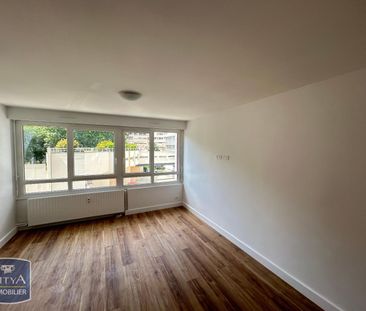 Location Appartement 1 pièce 28m² NANTERRE 92000 - Photo 3