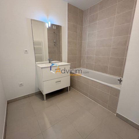 Appartement à louer Saint-Jean-de-la-Ruelle - Photo 1