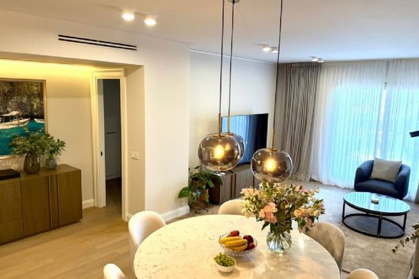 2 Bedroom Apartment For Rent in Estepona, Málaga - Photo 1