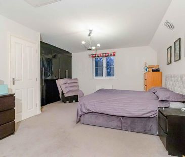 4 bedroom semi-detached house to rent - Photo 6