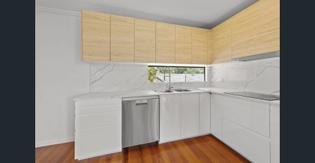 Modern 1-Bedroom Granny Flat with Pool Access | Quiet & Convenient Mount Ommaney Living - Photo 5