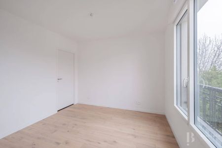 Rental Apartment Suresnes - Photo 2